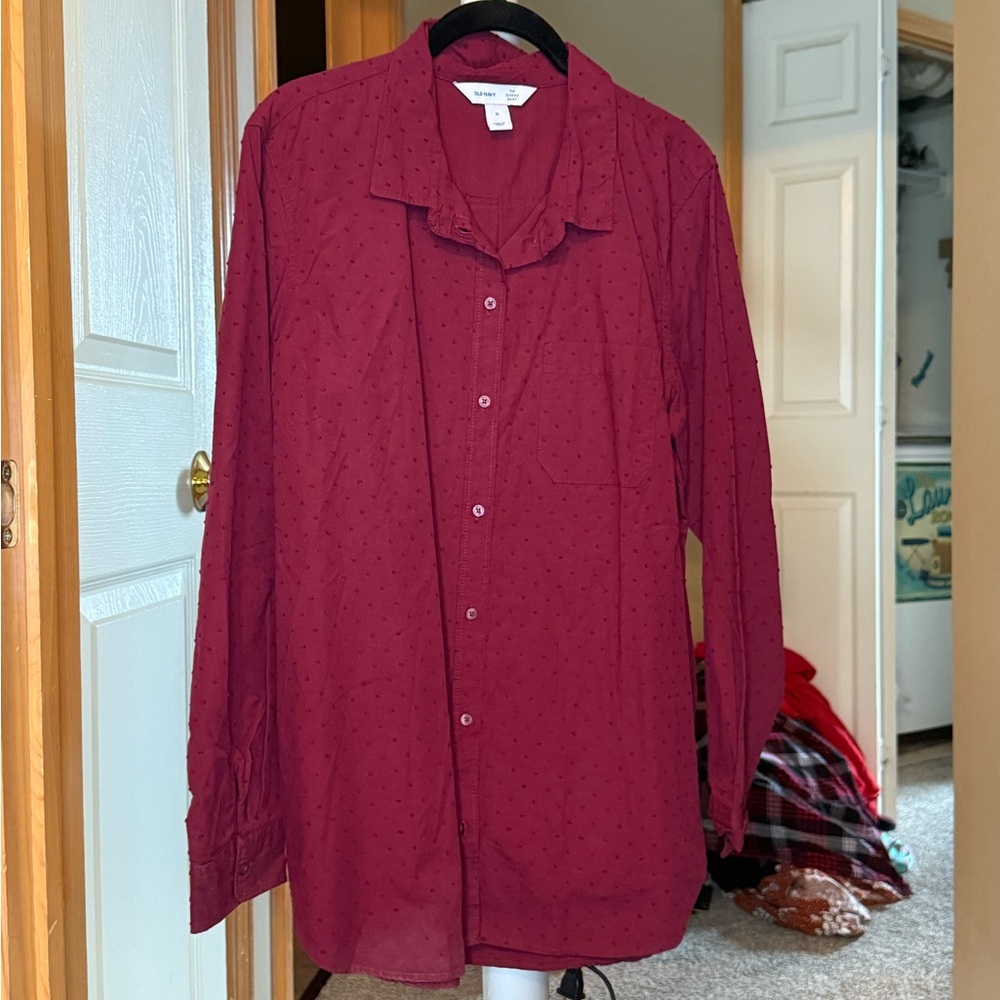 **Old Navy Burgundy Dot Shirt - XL